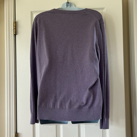 Banana Republic Sweater - Picture 3 of 4